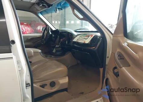 1998 Ford Expedition Eddie Bauer/Xlt from USA, damaged, VIN 1FMRU18W2WLB09234